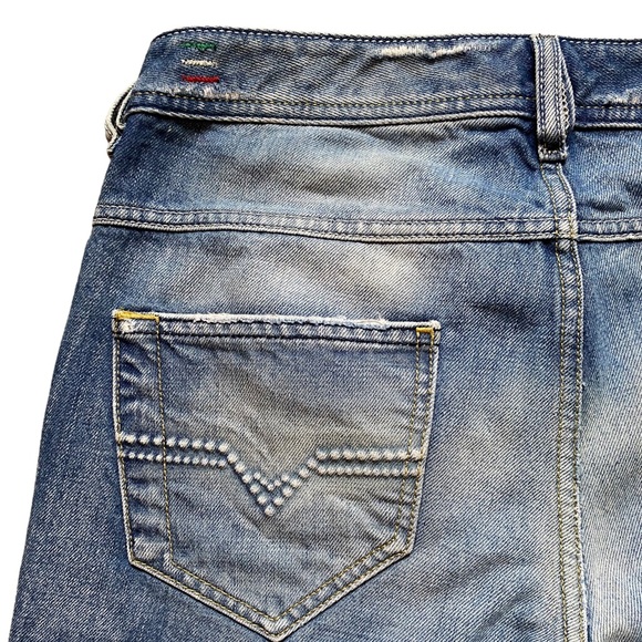 Diesel Women’s Denim “Floy” Size W29 L32 Straight Leg Jeans Distressed EUC - Picture 10 of 16